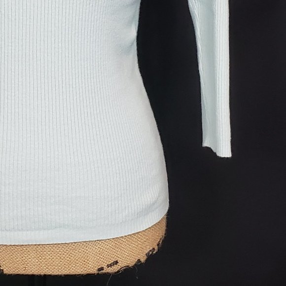 Old Navy Ribbed Knit Mint Green Sweater 3/4 length Sleeves - Picture 5 of 7